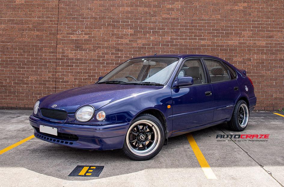 TOYOTA COROLLA TUNING BLACK POLISH LIP